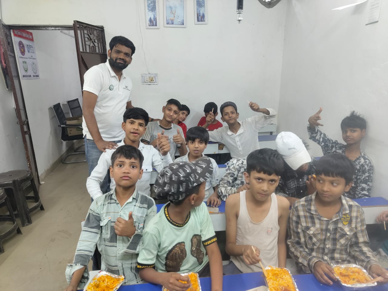 IFTAR_PARTY_AT_JJ_COLONY3